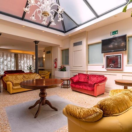 Hotel Bella Venezia Esterno foto