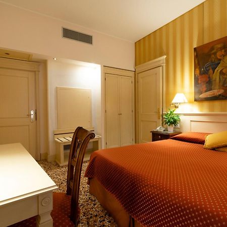 Hotel Bella Venezia Esterno foto