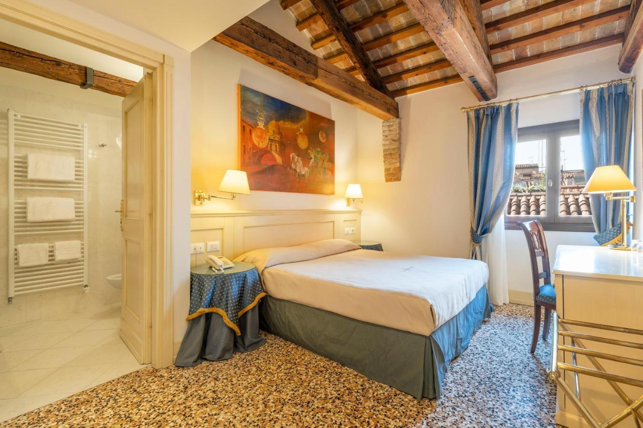 Hotel Bella Venezia Esterno foto