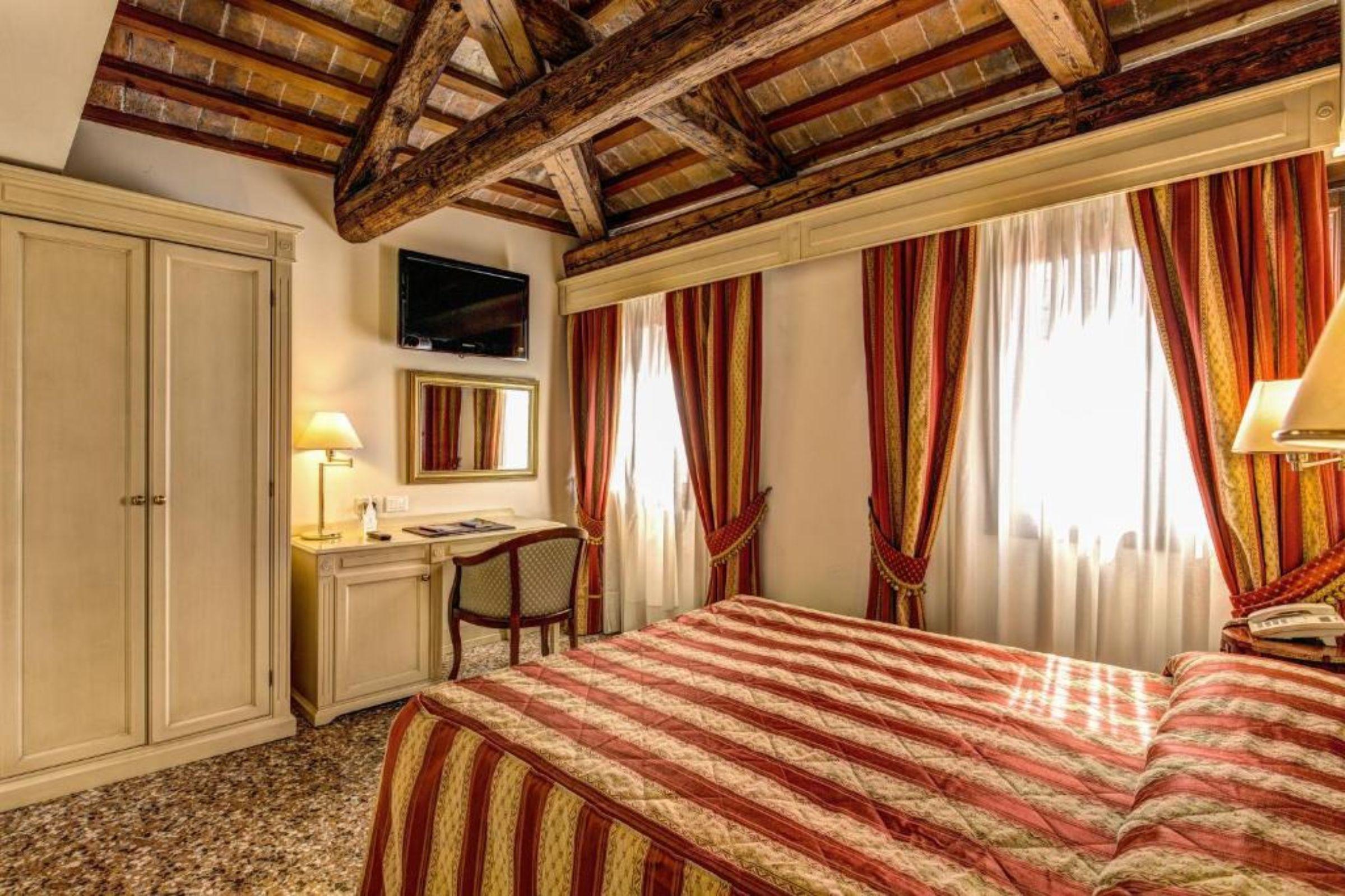 Hotel Bella Venezia Esterno foto