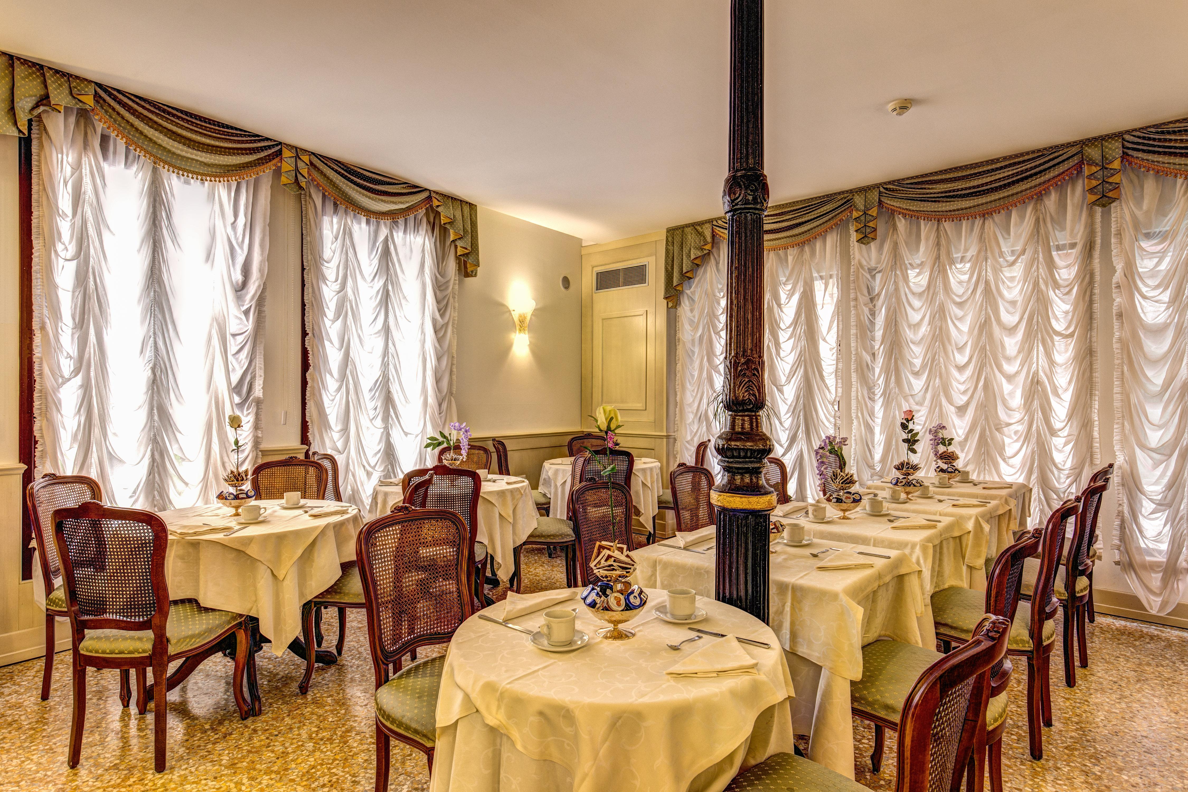 Hotel Bella Venezia Esterno foto