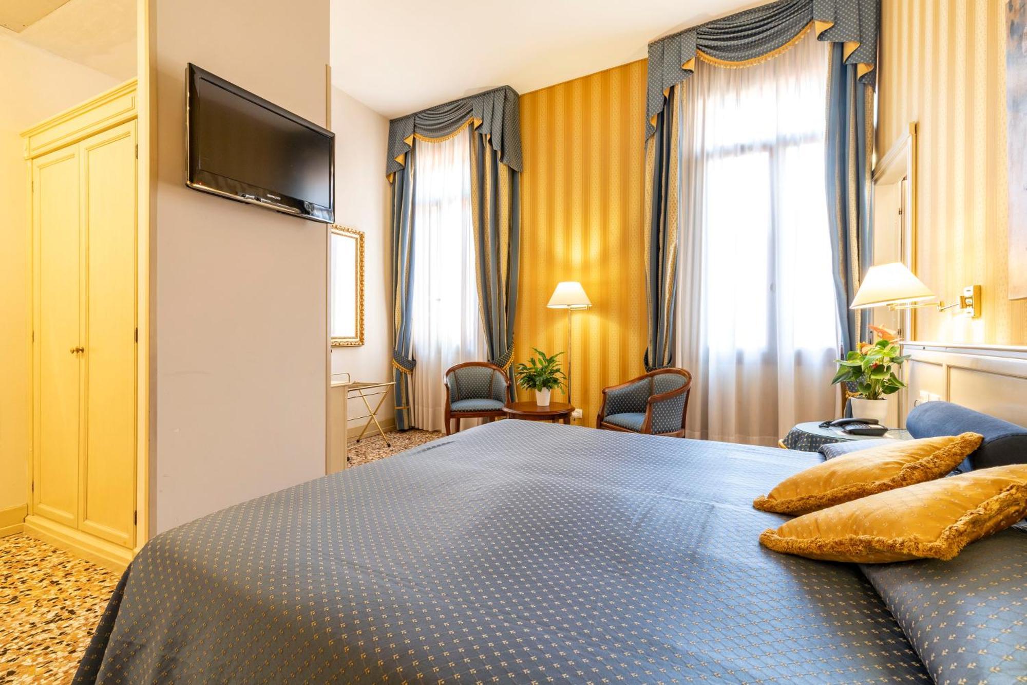 Hotel Bella Venezia Esterno foto